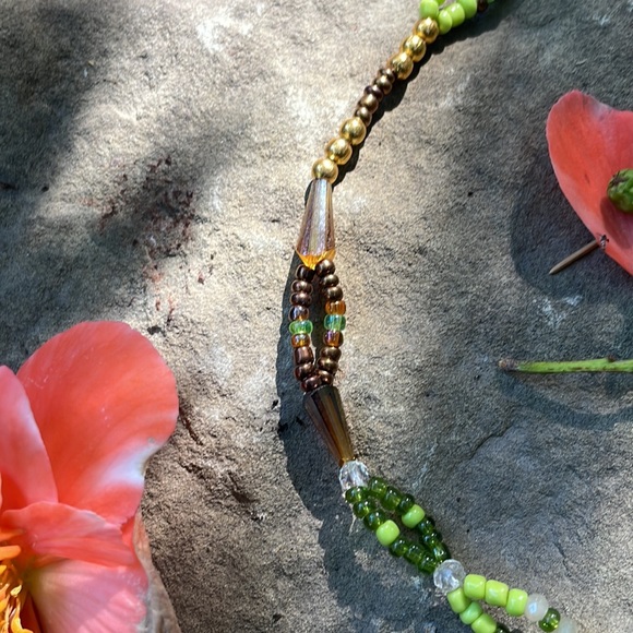 Handmade Artisan Beaded Earthy Green & Gold Sparkling Choker w Raku Centre Bead - Picture 4 of 6